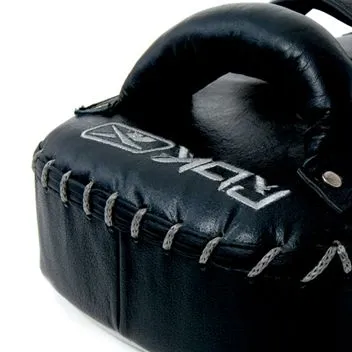 Макивара овальная Reebok натуральная кожа