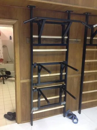 Шведская гимнастическая стенка враспор