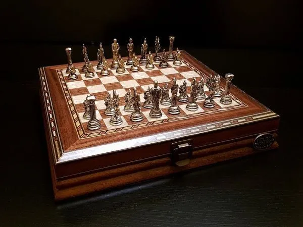 Шахматы "Илиада мини" орех антик