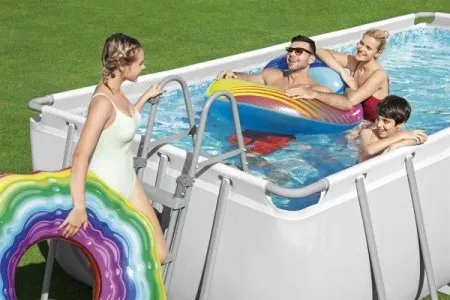 Каркасный бассейн Bestway Power Steel 56670 (488x244x122см, с фильтр-насосом, лестницей и тентом)