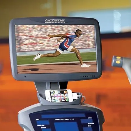 Эллиптический тренажер с дополнительным экраном OCTANE FITNESS PRO3700