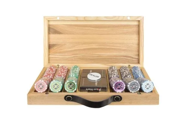 Набор для покера Ultimate на 300 фишек в кейсе из ясеня v2, Partida