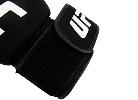 Перчатки для бокса и ММА UFC Черные REG