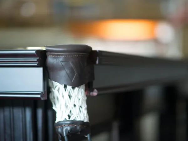 Бильярдный стол для русской пирамиды Weekend "Classic Quadro" (12 футов, махагон)