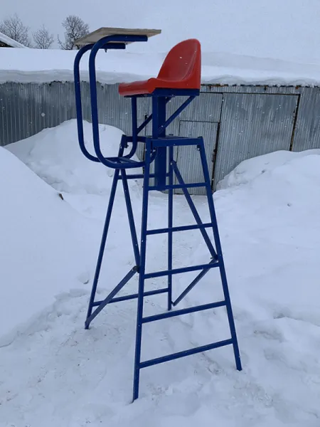 Судейская вышка с планшетом