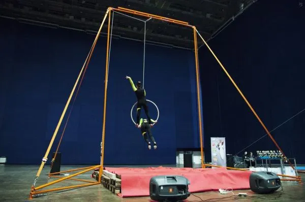 Мобильная гимнастическая стойка