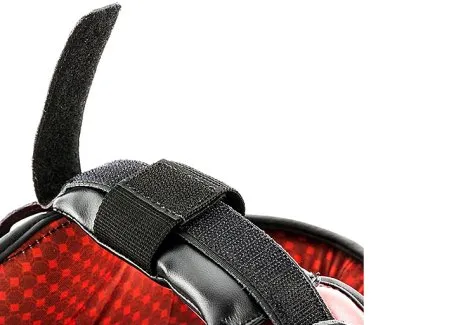 Шлем с бампером UFC