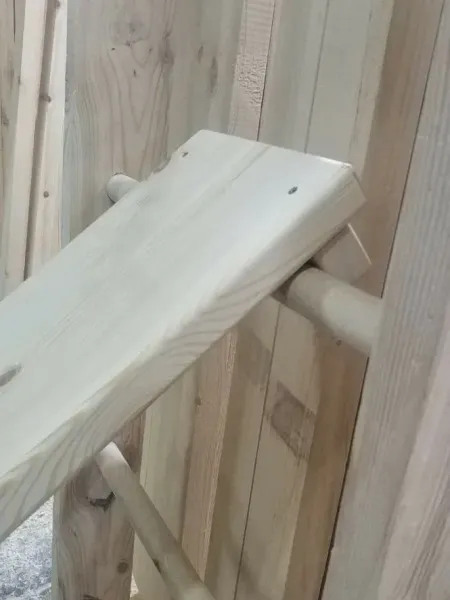 Доска наклонная навесная, дерево, зацеп - брусок