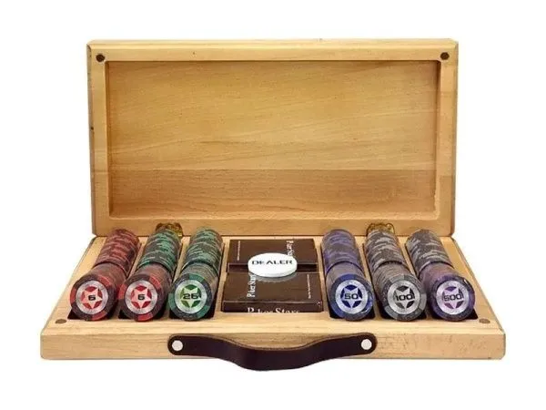 Набор для покера Black Stars на 300 фишек в дубовом кейсе, Partida