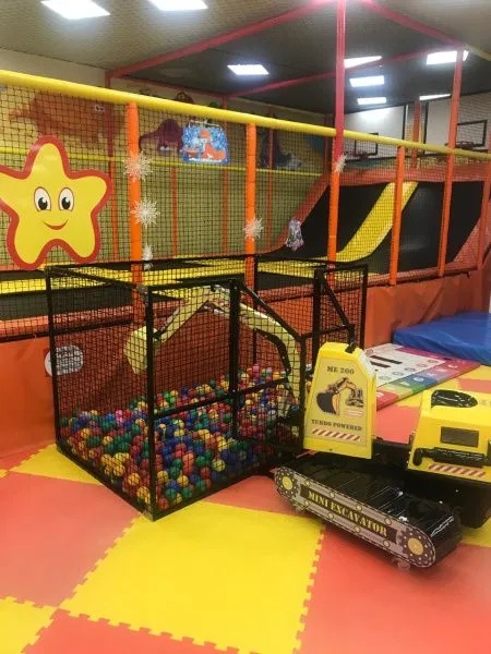 Экскаватор "Mini Excavator" с ограждением