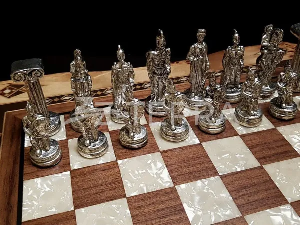 Шахматы "Легион" клен антик