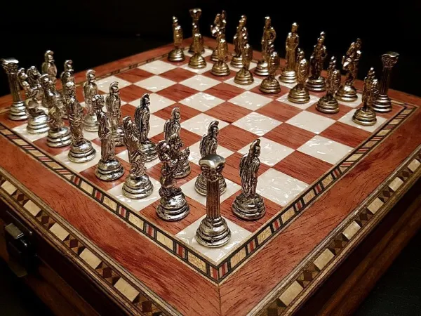 Шахматы "Илиада мини" роза антик