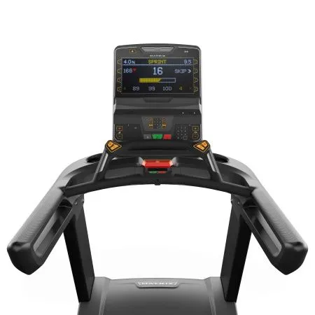 Беговая дорожка Matrix PERFORMANCE PLUS Черный PREMIUM LED