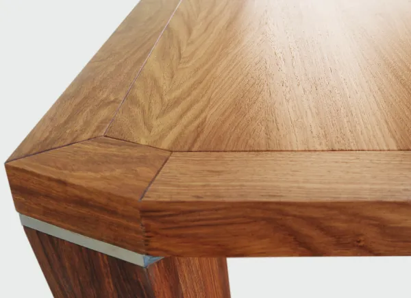 Стол гостевой