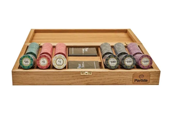 Набор для покера Luxury Ceramic на 300 фишек в дубовом кейсе, Partida