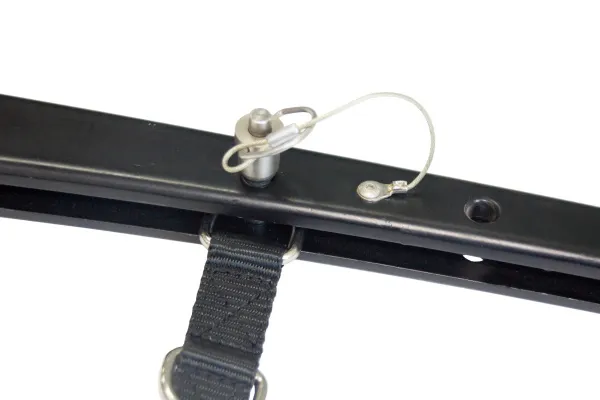 Модуль TrakBar-42 с двумя закрытыми регулируемыми тягами