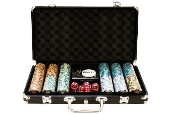 Набор для покера Monte Carlo на 300 фишек