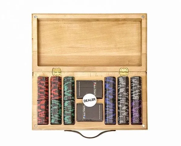Набор для покера Black Stars на 300 фишек в дубовом кейсе, Partida