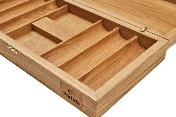 Набор для покера Luxury Ceramic на 300 фишек в дубовом кейсе, Partida