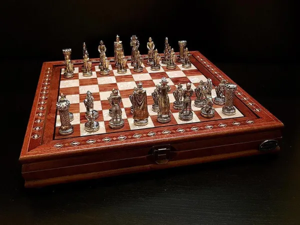 Шахматы "Эпоха империй" роза антик