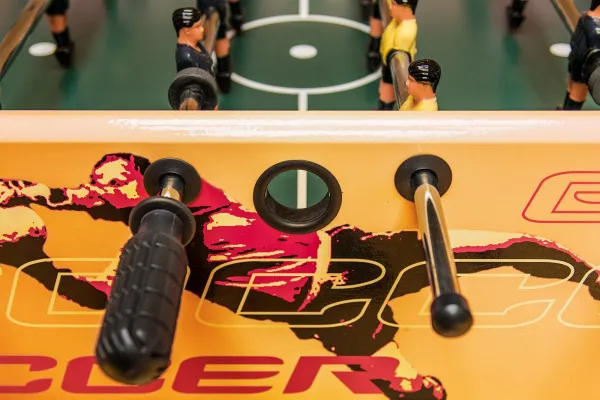 Настольный футбол кикер Amsterdam оранжево-черный