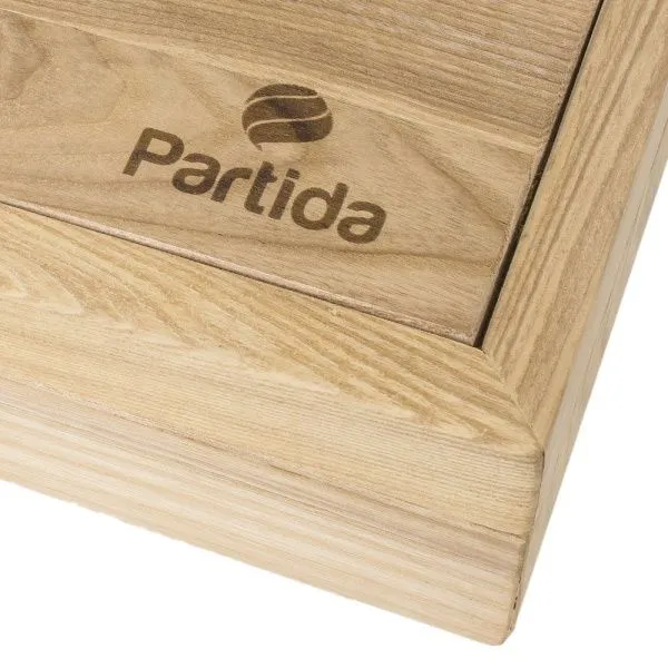 Набор для покера Crown на 300 фишек в кейсе из ясеня v2, Partida