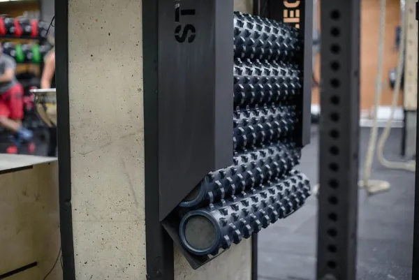 Настенный кронштейн для массажных роликов