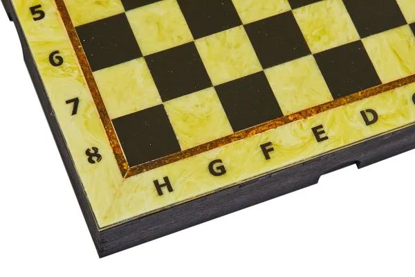 Шахматный ларец из янтаря с доской малый 25*25