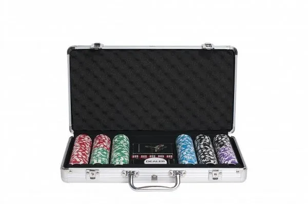 Набор для покера Ultimate на 300 фишек