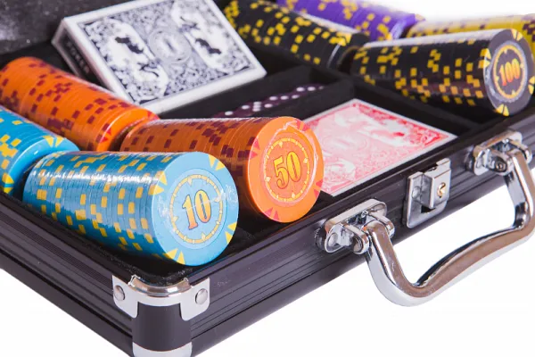 Набор для покера Compas на 200 фишек