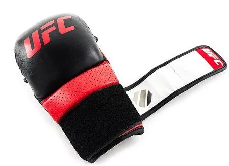 Перчатки для спарринга UFC PRO S/M Черные