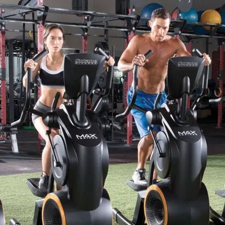 Эллиптический тренажер OCTANE MAX TRAINER MTX (111950-001/112500-011)