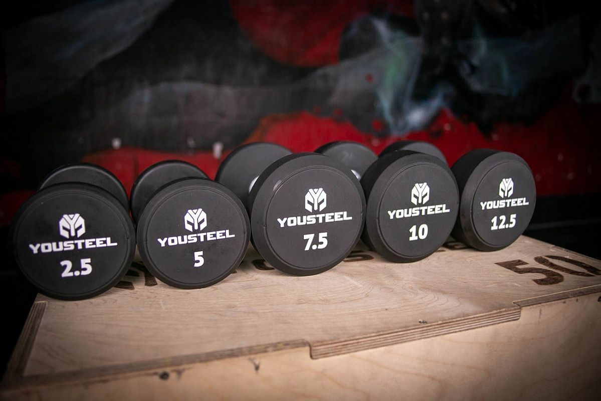 Your steel. Гантели круглые. Полиуретановая гантели. Гантель YOUSTEEL PU-50kg 50 кг. Круглые обрезиненные гантели