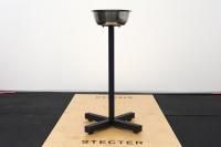 Чаша на стойке для магнезии