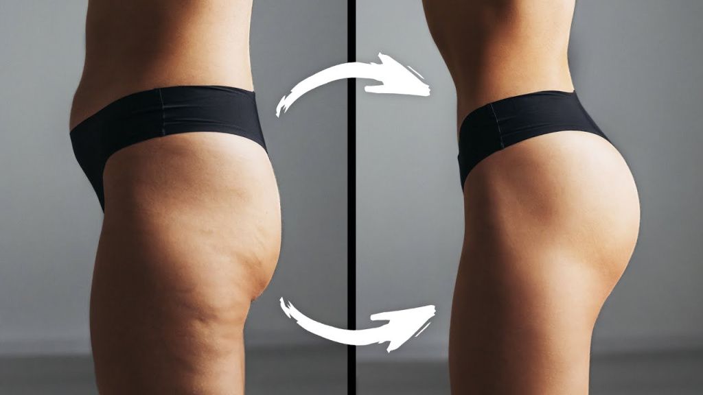 Девушка тренируется