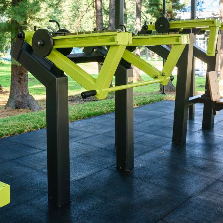 P-1804 Уличный тренажер Приседание с переменной нагрузкой ZAVODSPORTA