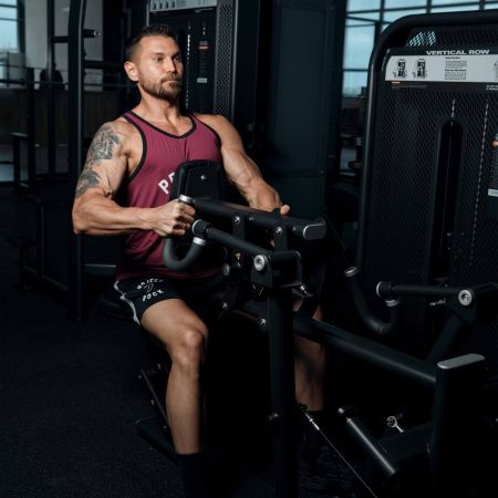 E7034JZ Гребная тяга с упором на грудь. Стек 135 кг