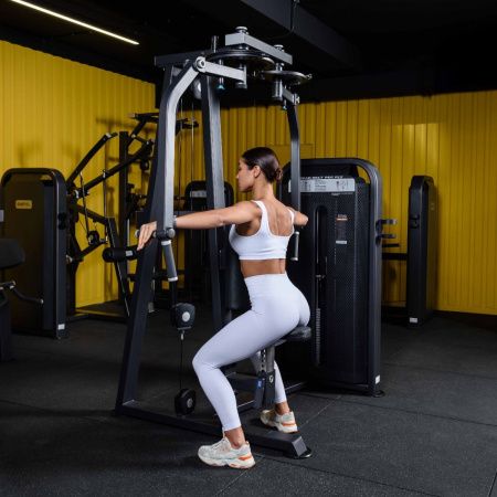 U3007D Баттерфляй - задние дельты. Стек 109 кг