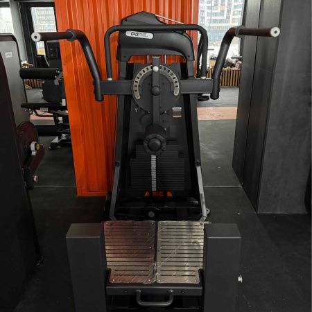 U3011C Отведение/приведение ног стоя. Махи ногами. Стек 94 кг