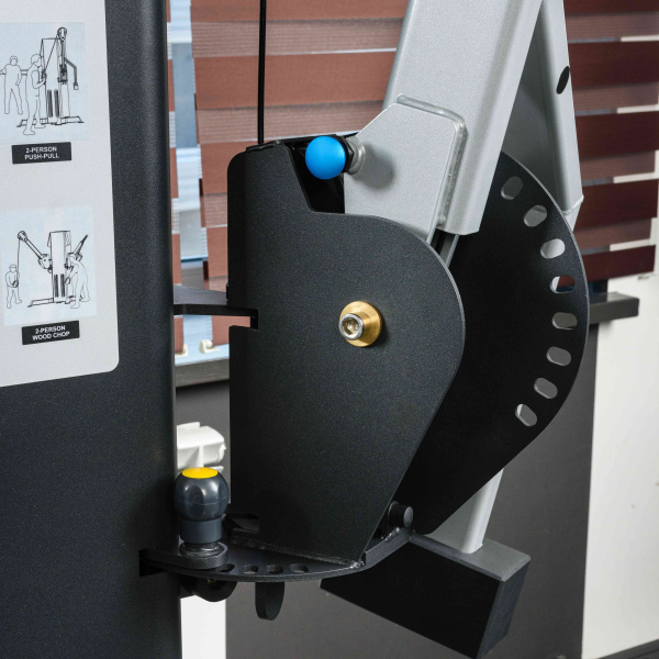 D605 Универсальный кроссовер. Стек 2 x 105 кг