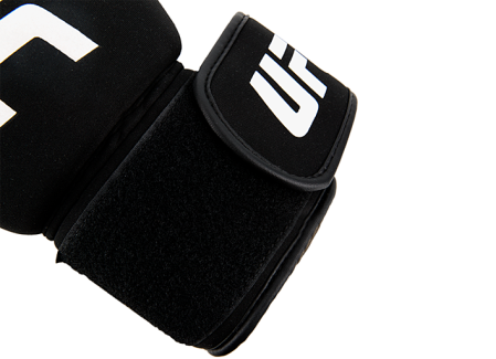 Перчатки для бокса и ММА UFC Черные REG
