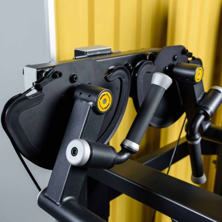 U3005D Дельт-машина. Стек 56 кг