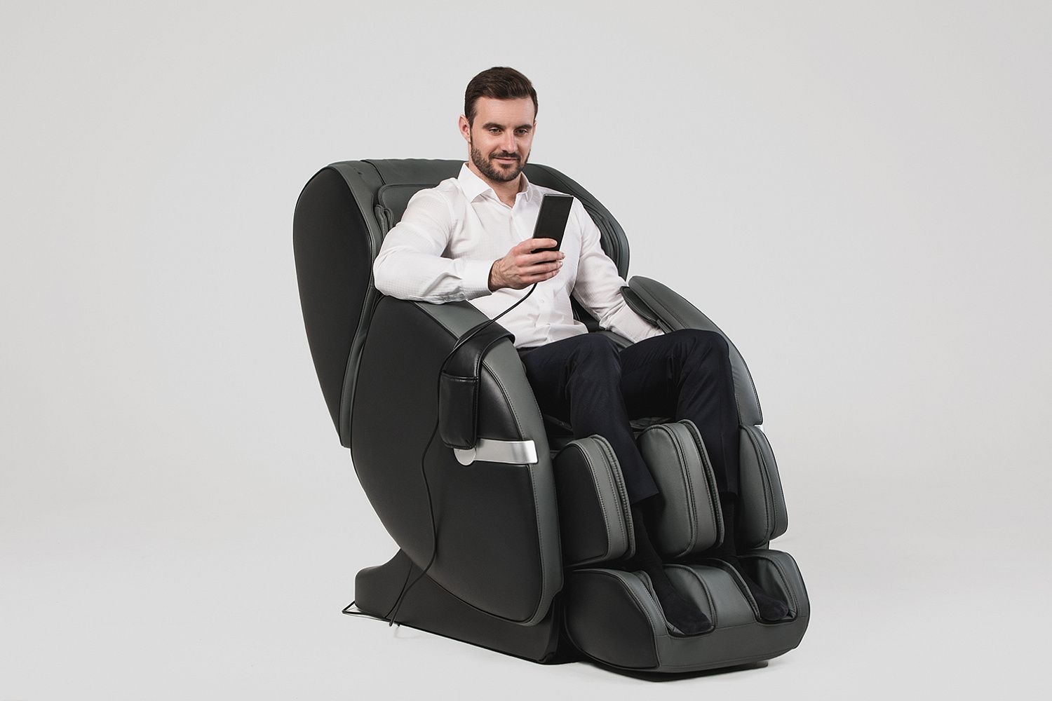 Массажное кресло BetaSonic 2 Braintronics grey-black