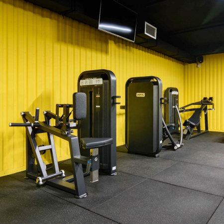 U3034D-JZ Гребная тяга с упором на грудь. Стек 105 кг