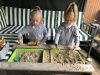 Детская песочница с крышкой для дачи нa выcoких ножкaх Акцент