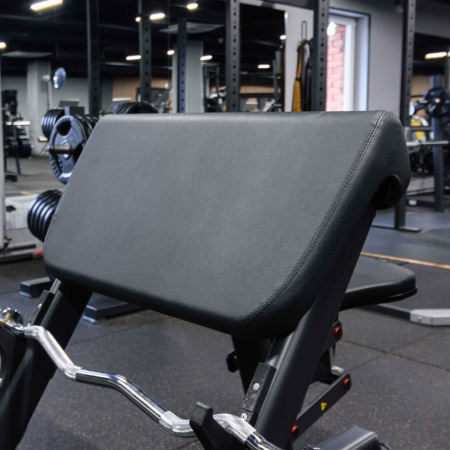 U2044 Скамья для бицепса с сиденьем. Скамья Скотта