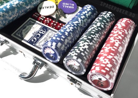 Набор для покера Royal Flush Plus на 300 фишек