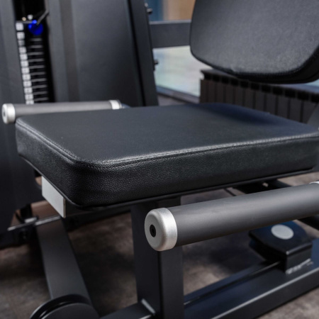 U3003C Жим ногами. Стек 115 кг