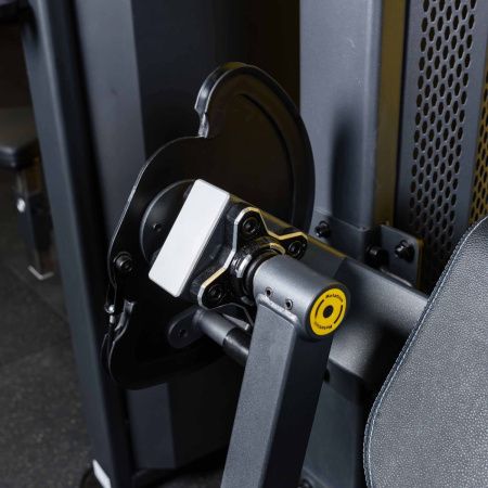 U3030D Бицепс-машина сидя. Стек 64 кг