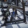 SM2031 Независимое сгибание ног стоя